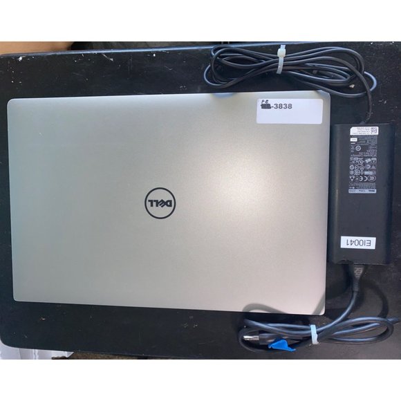 DELL XPS 15 9560 Laptop 16 Inch Intel CORE i7 7th Gen - Picture 2 of 5